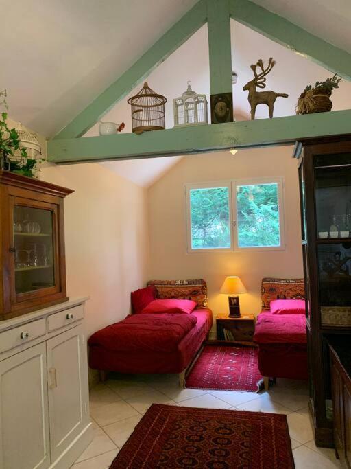 Gambais Maisonnette En Clairiere De Foret מראה חיצוני תמונה